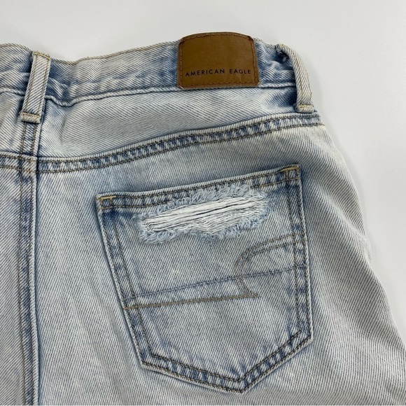 American Eagle Light Wash Bermuda Deconstructed mom shorts - Picture 6 of 10